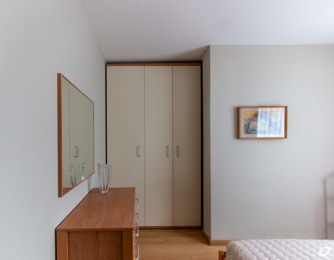 2-Bedroom Apt, With Balcony & Aircondition - 50 M From The Beach マリーナ・ディ・ピエトラサンタ エクステリア 写真