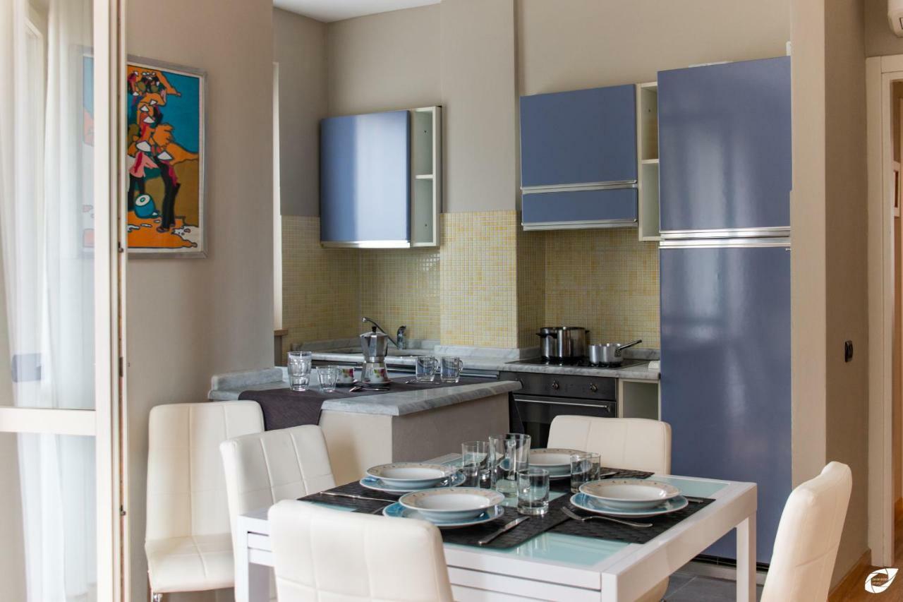 2-Bedroom Apt, With Balcony & Aircondition - 50 M From The Beach マリーナ・ディ・ピエトラサンタ エクステリア 写真
