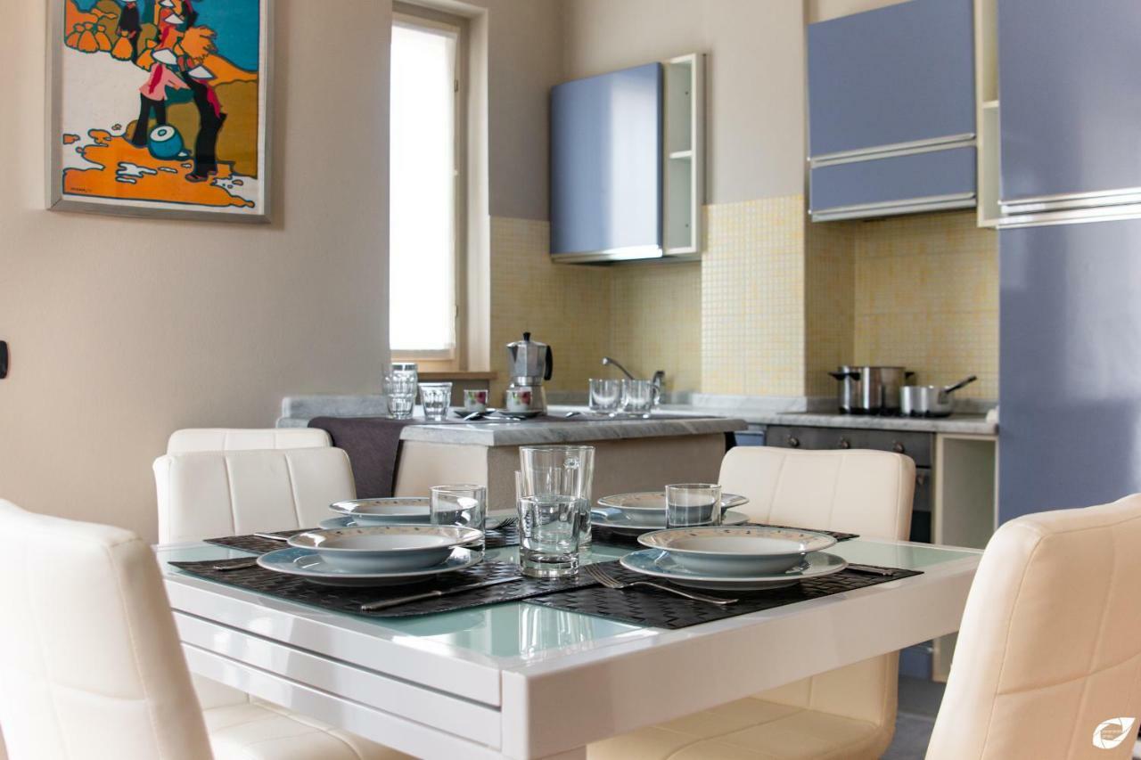 2-Bedroom Apt, With Balcony & Aircondition - 50 M From The Beach マリーナ・ディ・ピエトラサンタ エクステリア 写真